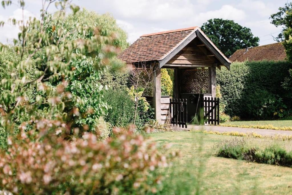 Forest Farm Barn Hampshire Vila Bishops Waltham Exterior foto